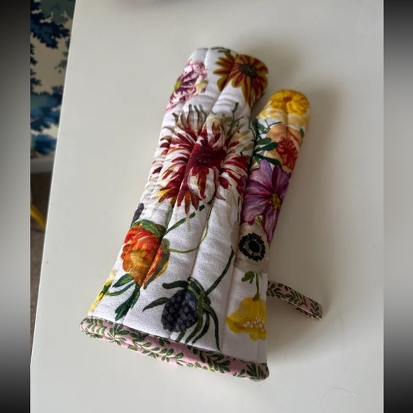 Anthropologie Nathalie Lete Helena Oven Mitt - Picture 9 of 12